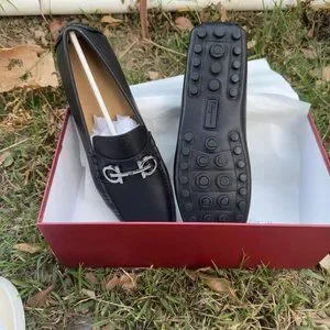 Salvatore Ferragamo | Shoes | Salvatore Ferragamo Leather